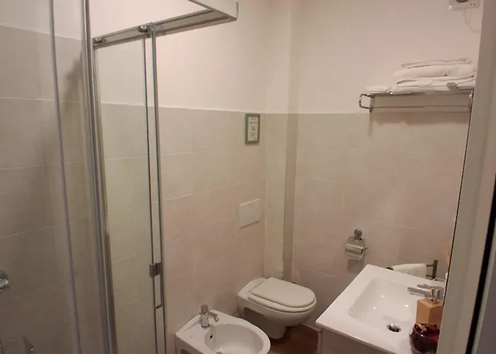 Che Sara Mai ゲストハウス 3*